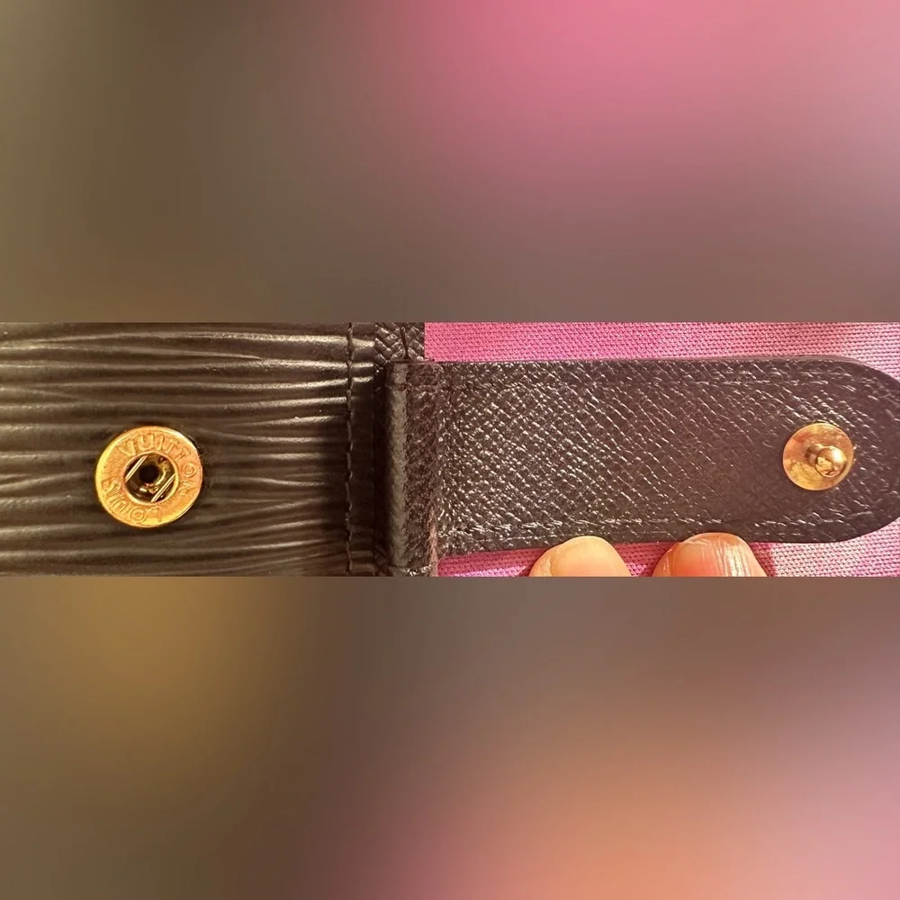 Small Louis Vuitton Epi Agenda Cover (Like-New; Black)